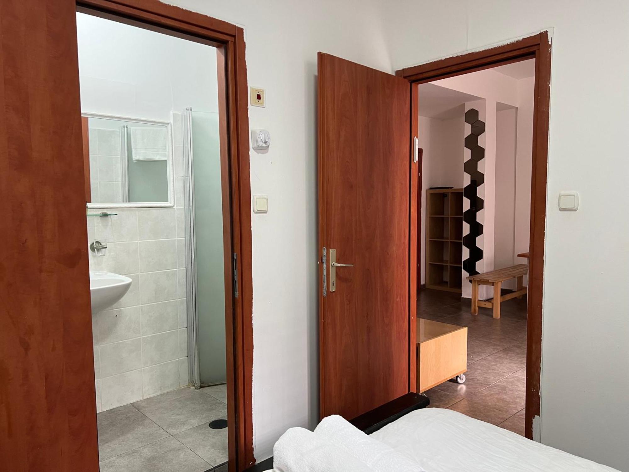 Apartament Miraks Harav Kuk Tel Awiw Zewnętrze zdjęcie
